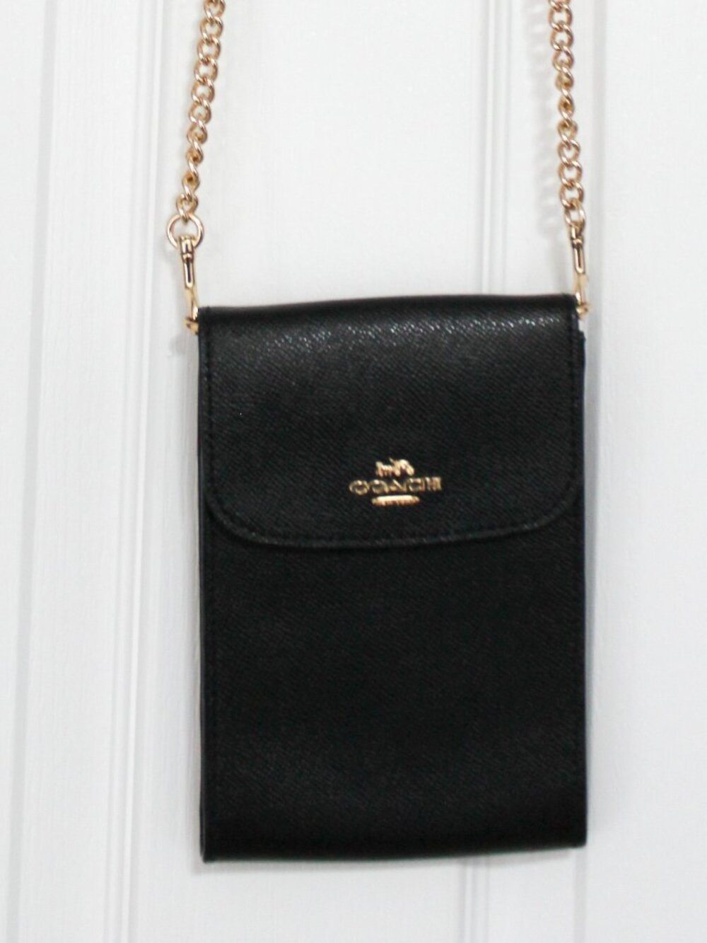 Coach Black Leather Crossbody Organizer Wallet on Chain - Gold Carriage Logo